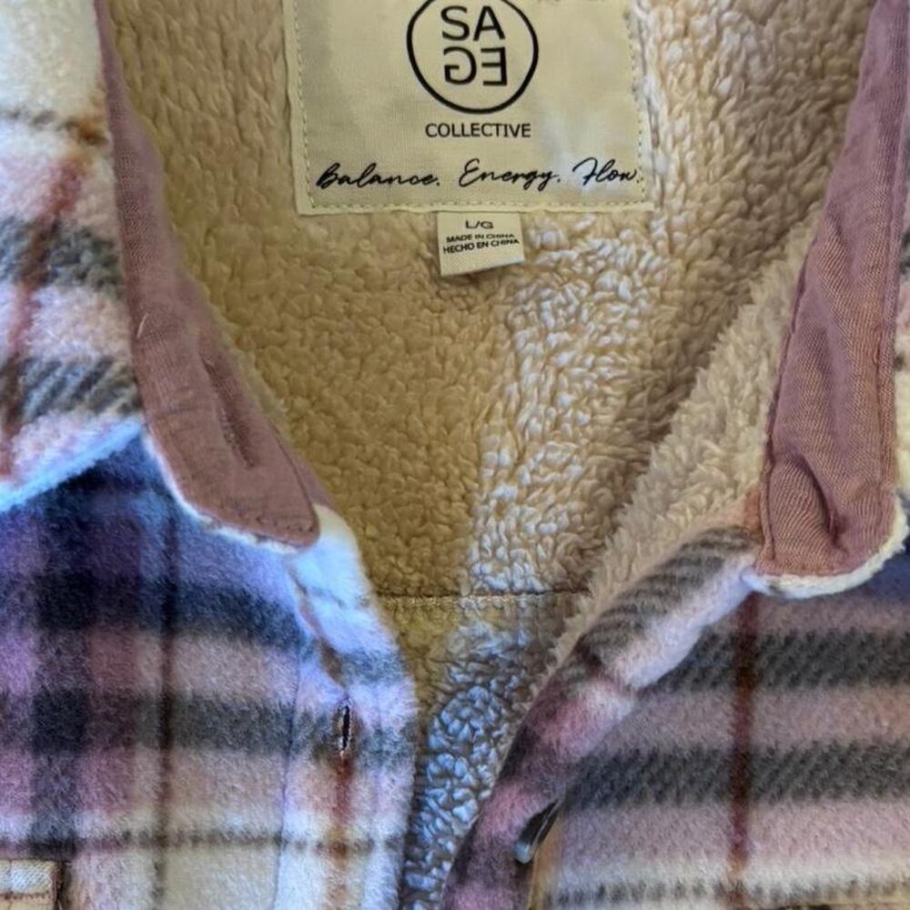 Sherpa jacket- flannel pink white plaid button up with pockets Large